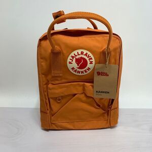 NWT Fjällräven Kånken Mini Spicy Orange One Size Backpack